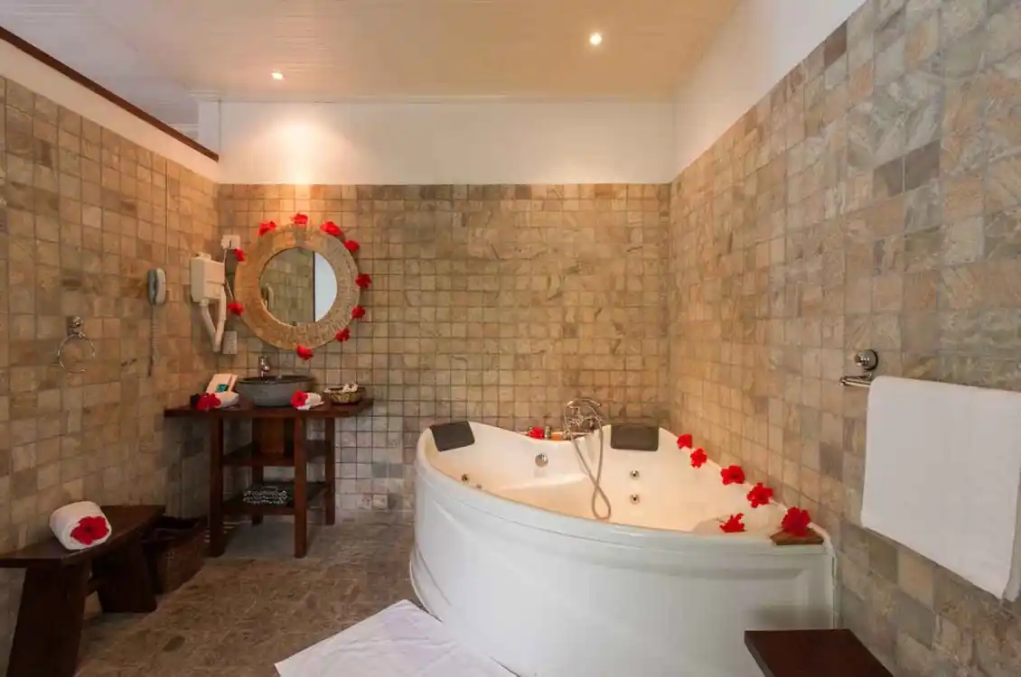 Salle de bain, Le Relax Beach Resort, Grande Anse, Praslin, Seychelles