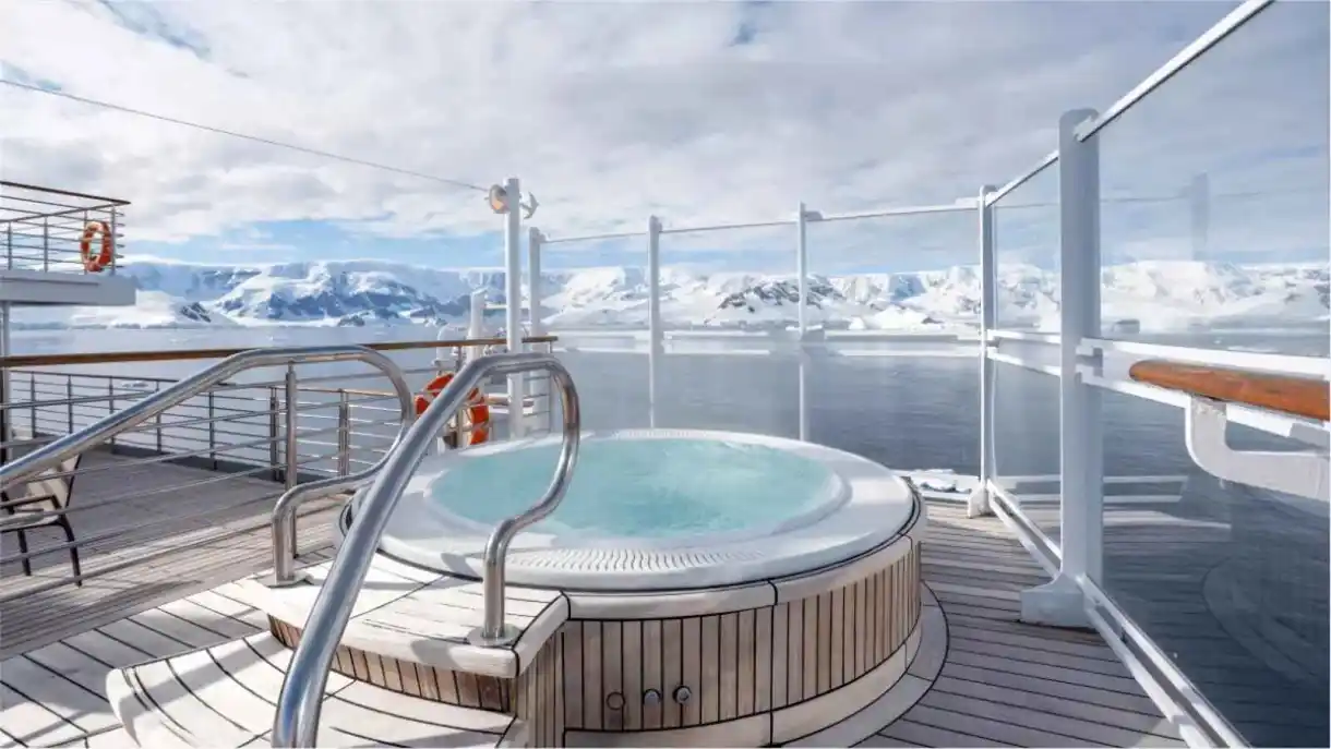 Jacuzzi, Bateau, Exploris One