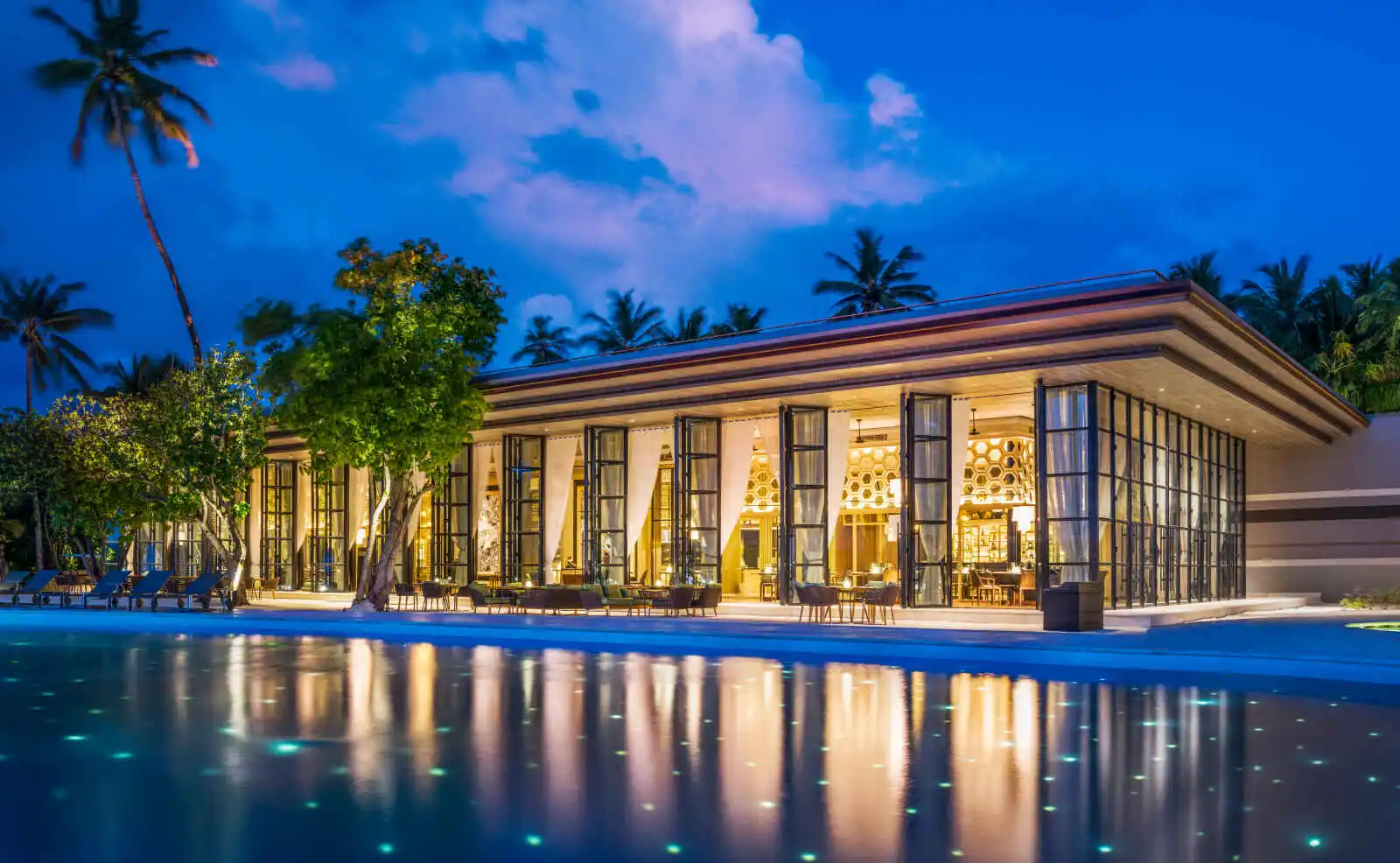 Réception de l'hôtel, The St. Regis Maldives Vommuli Resort