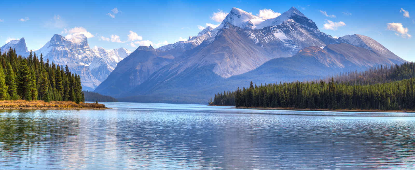 Découvrez les 10 plus beaux lacs d’Alberta