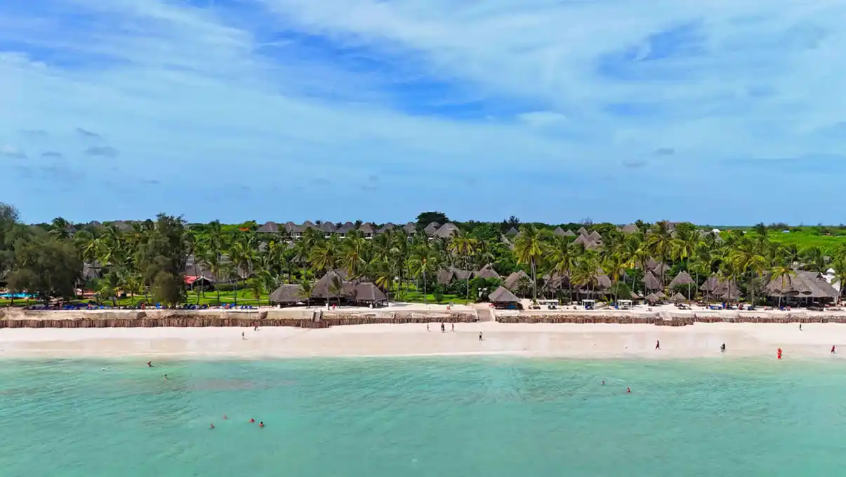 Vue d'ensemble de la plage, Bluebay Beach Resort & Spa, Zanzibar, Tanzanie