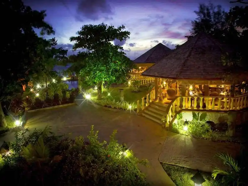 Seychelles : Castello Beach Hotel