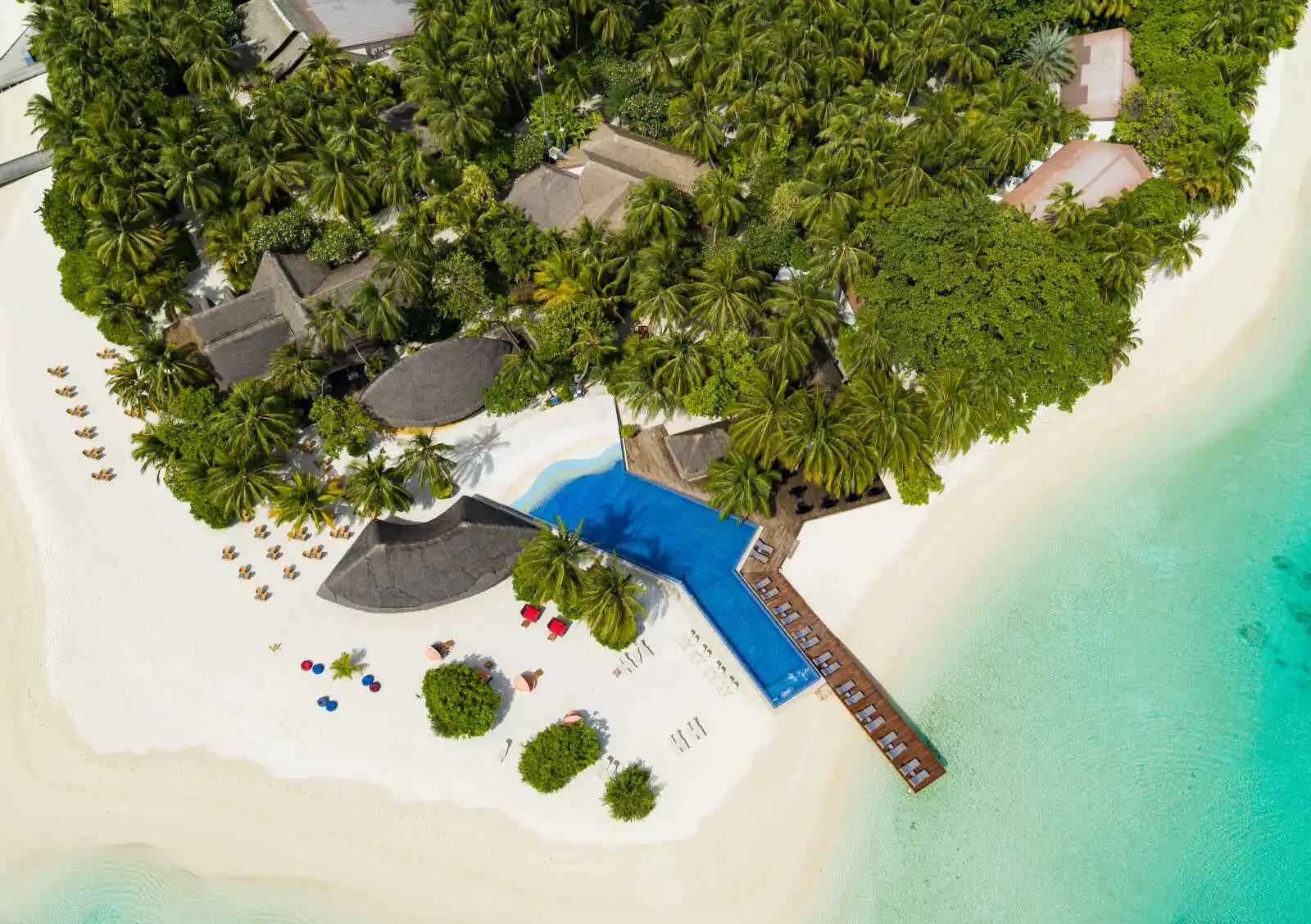 Vue aérienne de l'hôtel, Kuramathi Maldives