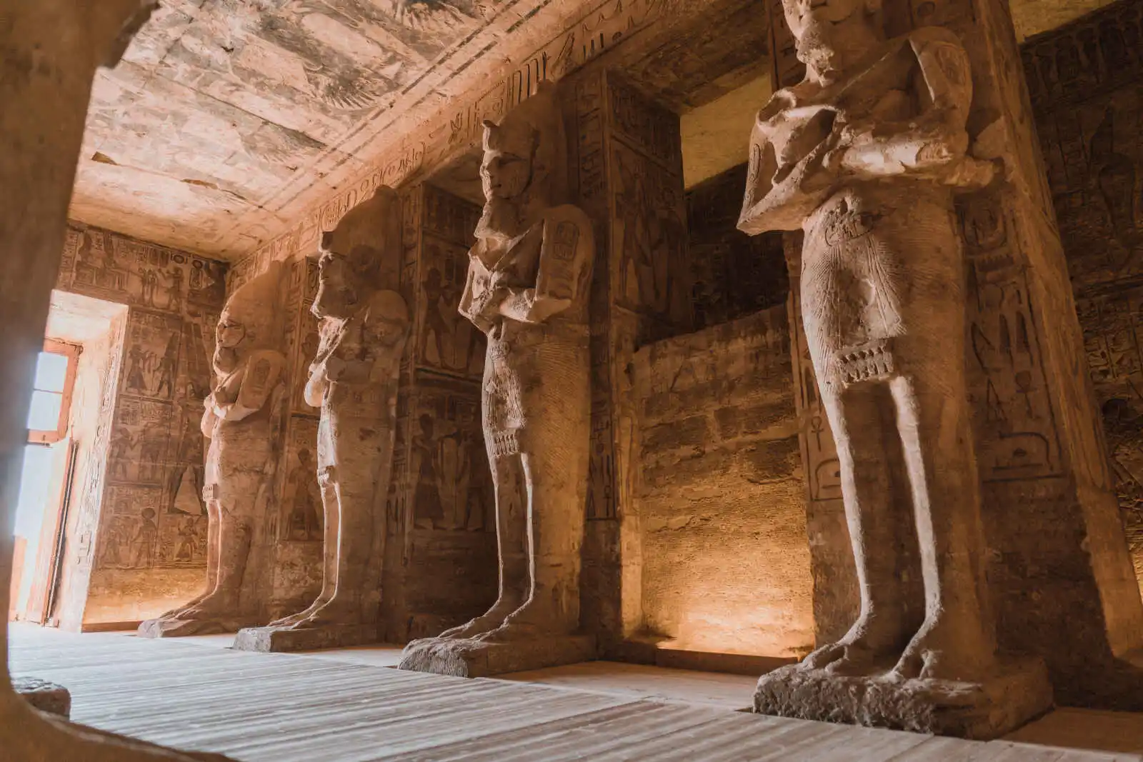 Vue intérieure du temple d'Abou Simbel, Assouan, Egypte
