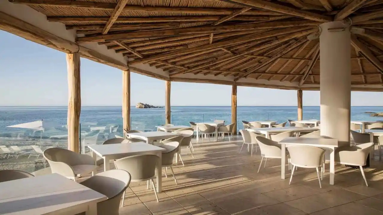 Un des restaurants de l'hôtel, Falkensteiner Resort Capo Boi