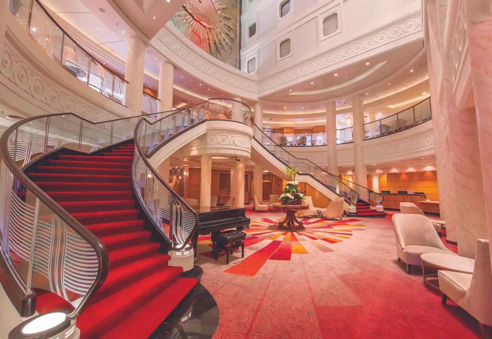 Lobby du bateau, Queen Mary 2