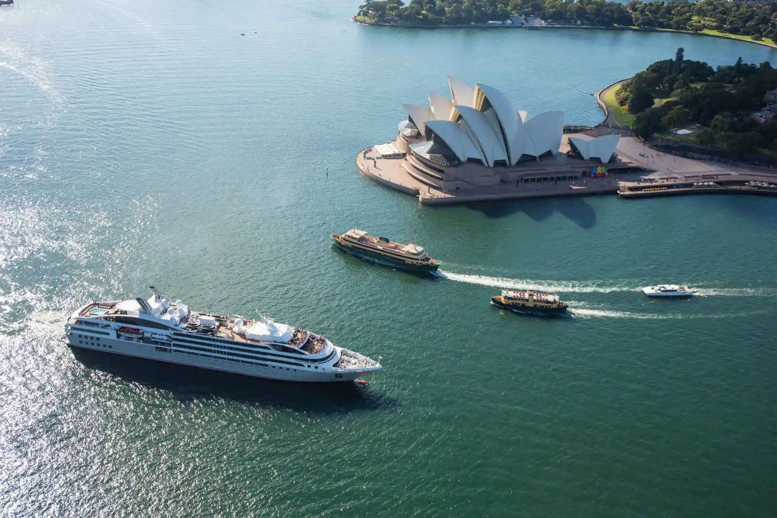 Le Soléal, Les sisterships, Sydney Harbour, Australie