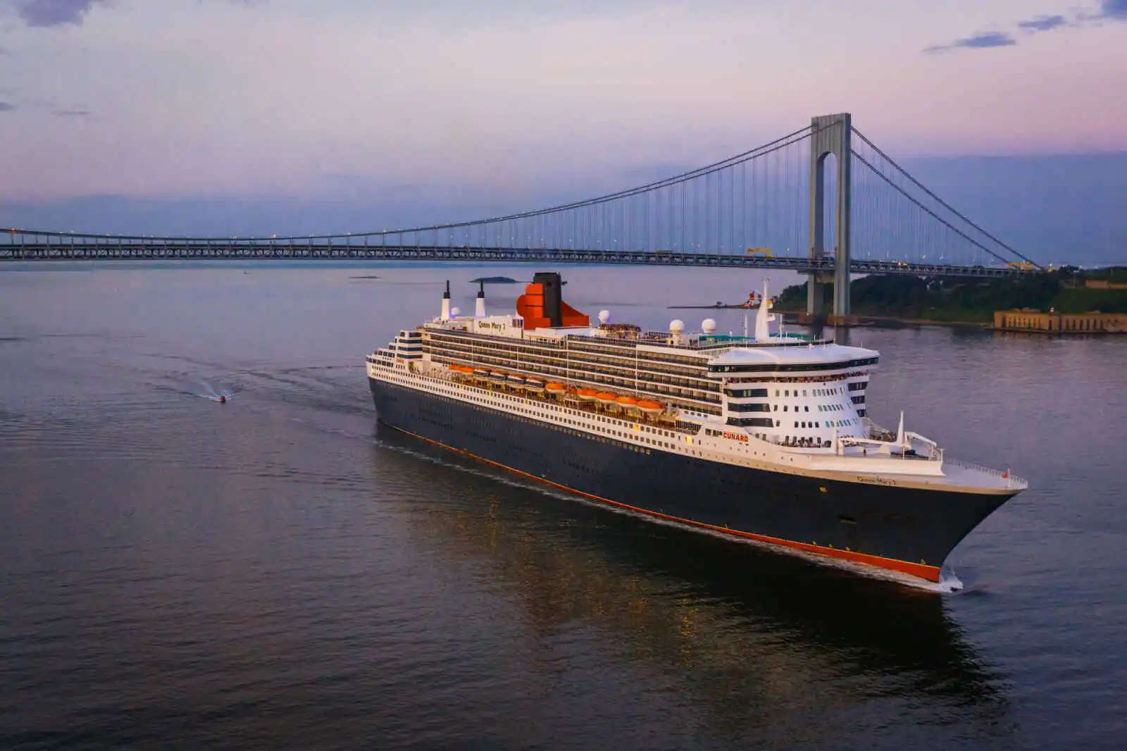 Vue extérieure du bateau, Queen Mary 2